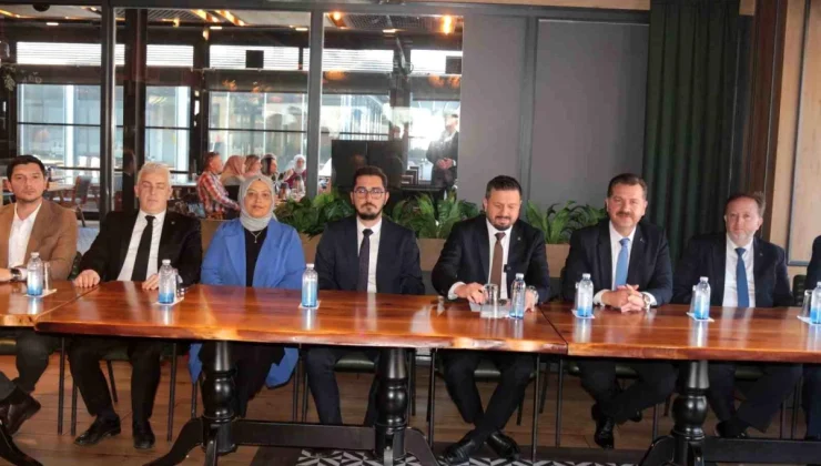 AK Parti Balıkesir İl Başkanlığı, Cumhurbaşkanı Erdoğan’ın Balıkesir ziyareti öncesinde basın toplantısı düzenledi