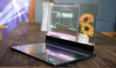 Lenovo, Şeffaf Ekranlı Laptopu MWC 2024’te Tanıttı