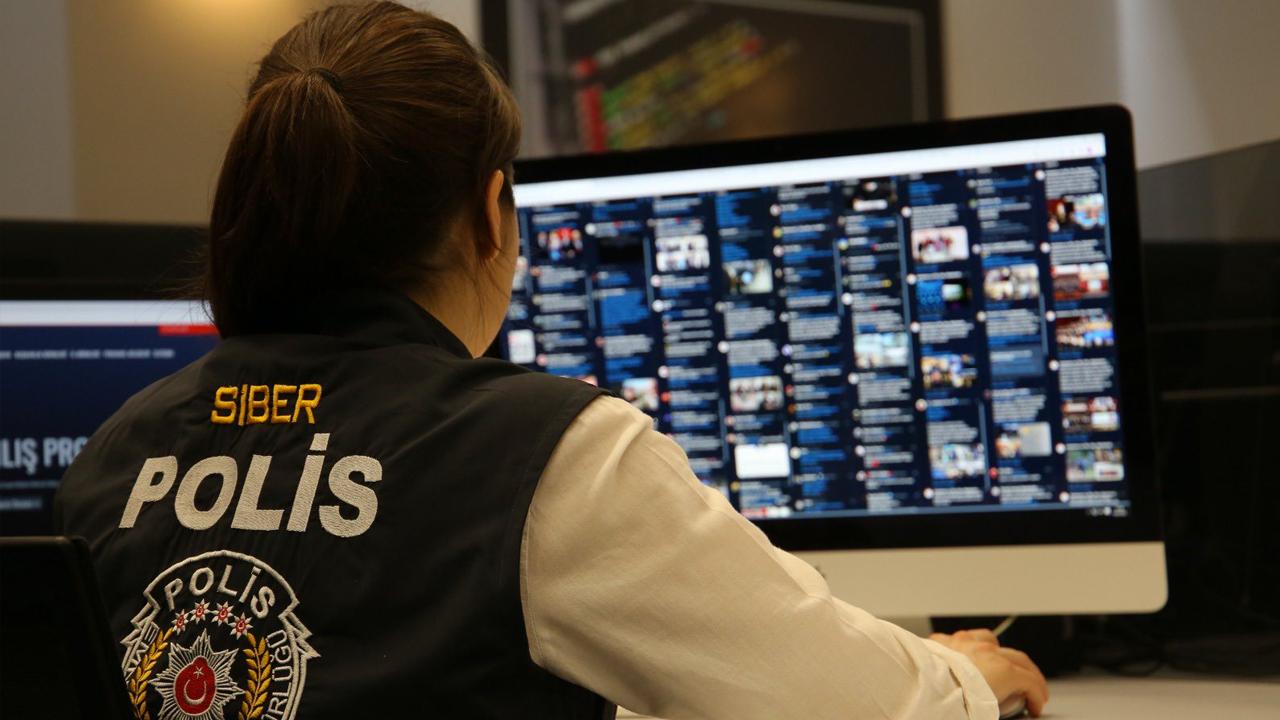 İzmir’de terör propagandası yapan 7 kişi yakalandı